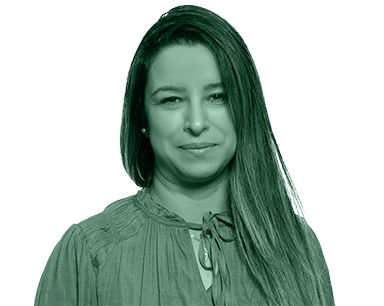 Ferdaous  Moumen Jamai , employé(e) du secteur Services administratifs